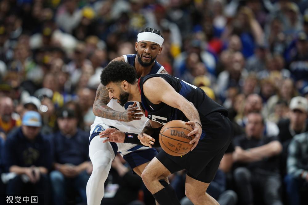 处于舆论漩 处于舆论漩