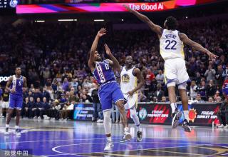 的灵活跑动 的灵活跑动